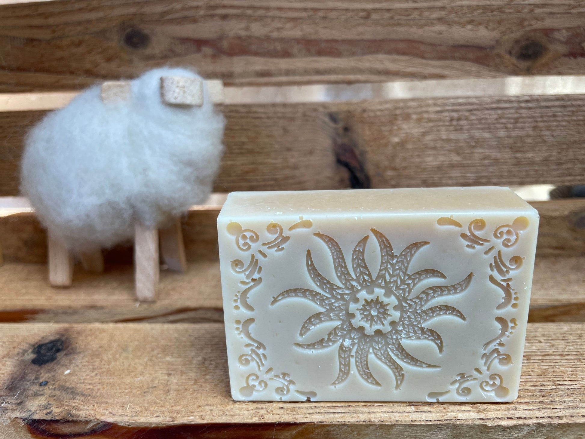 PEPPERMINT Icelandic Sheep Milk Bar Soap