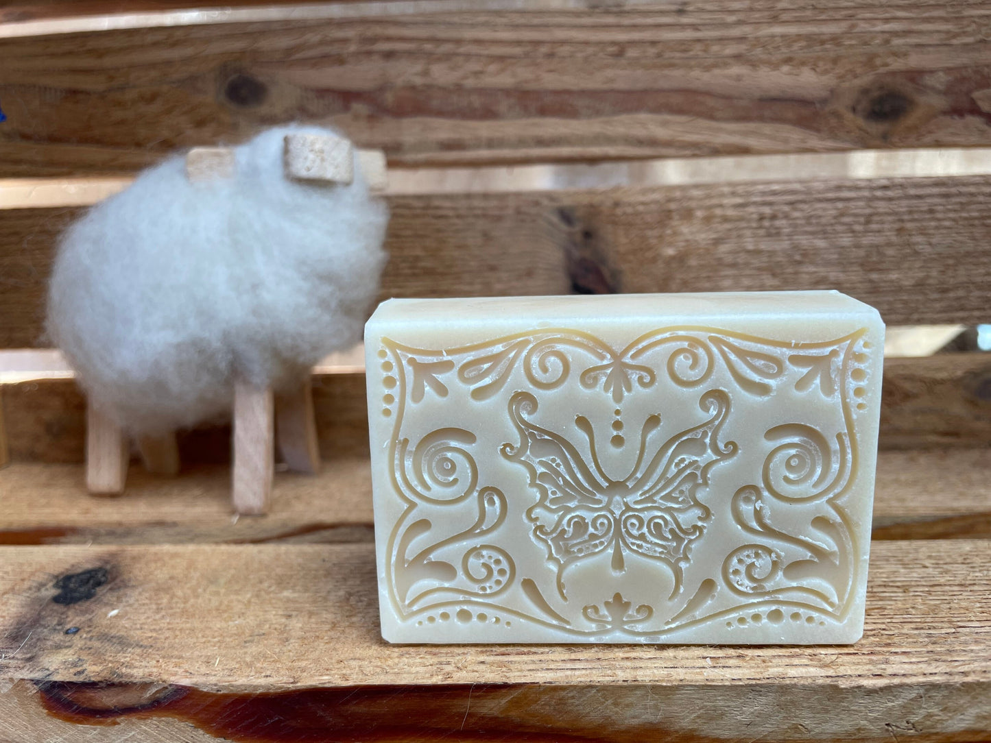 ORANGE PEEL Exfoliating Icelandic Sheep Milk Bar Soap